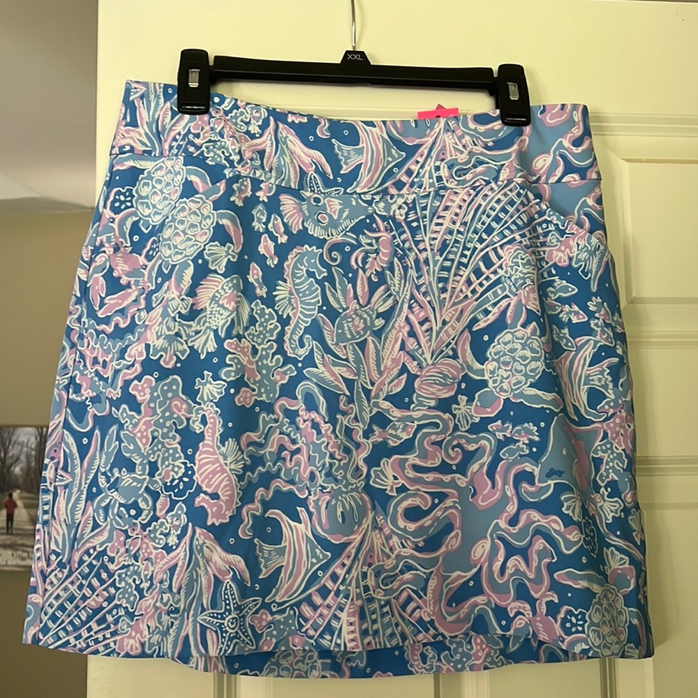 BMWT Lilly Pulitzer skirt. Lined, pockets. Perfect condition! Beautiful print!